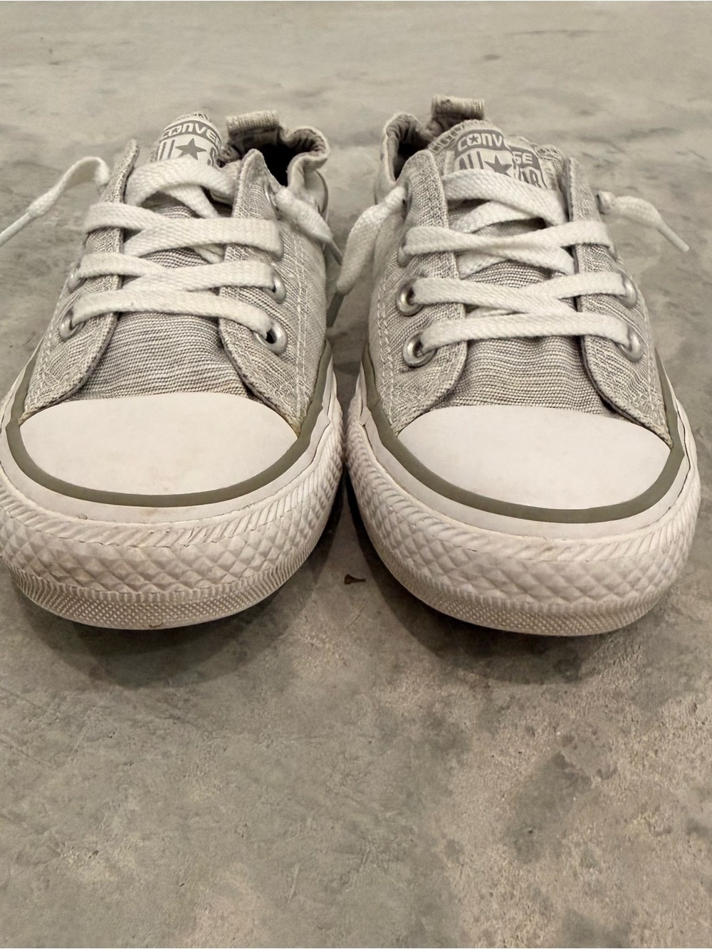 Converse Slip-On Low Top Sneakers in Light Gray and White - Picture 2 of 4